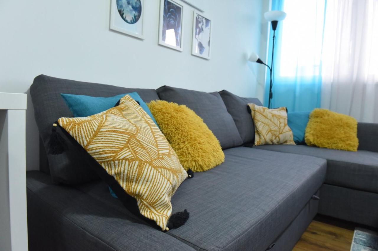 Central Apartment ชูปริยา ภายนอก รูปภาพ