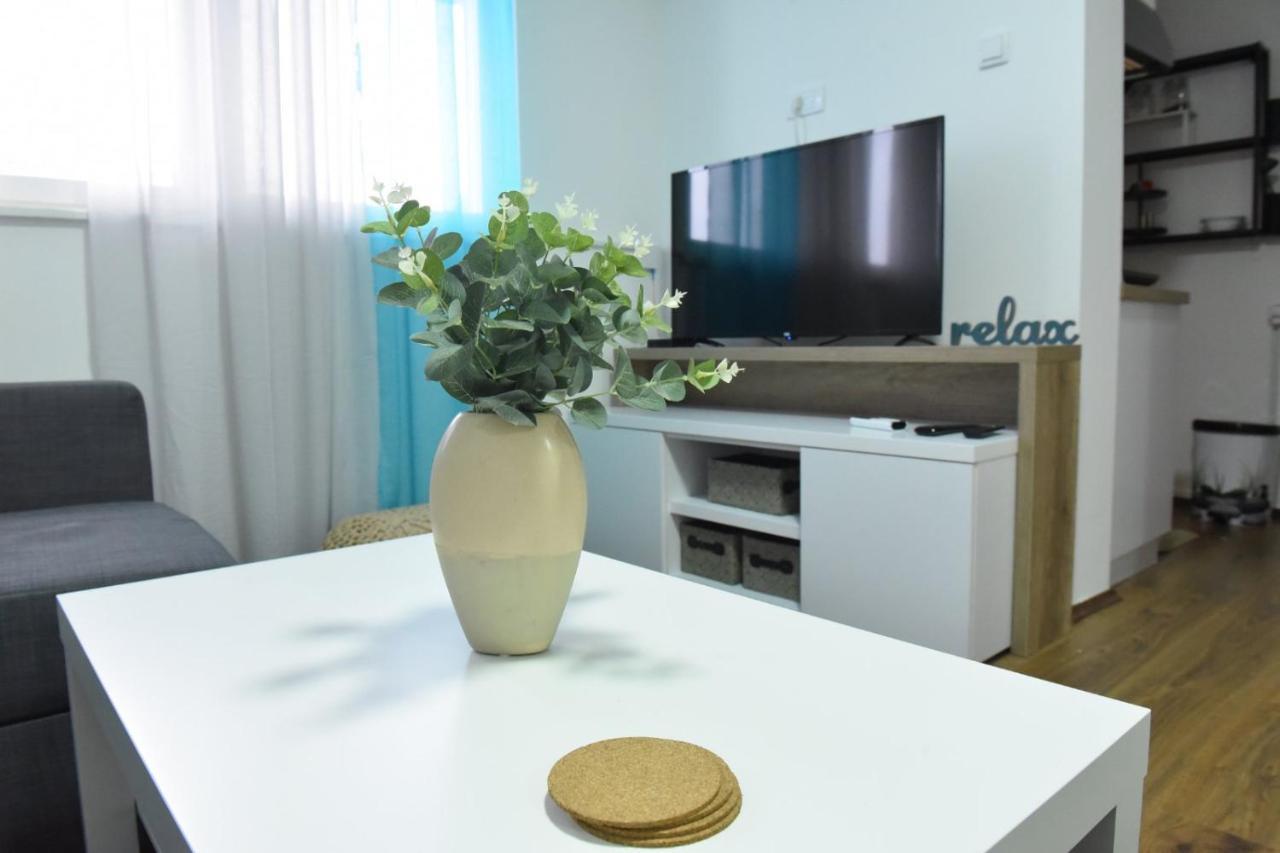 Central Apartment ชูปริยา ภายนอก รูปภาพ