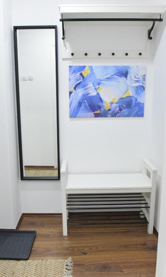 Central Apartment ชูปริยา ภายนอก รูปภาพ